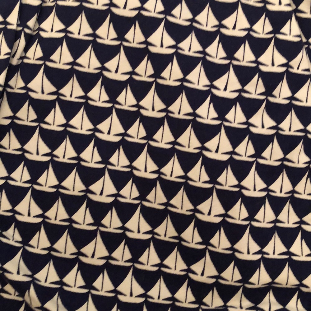 Sailboat Shorts - Picture 2 of 3